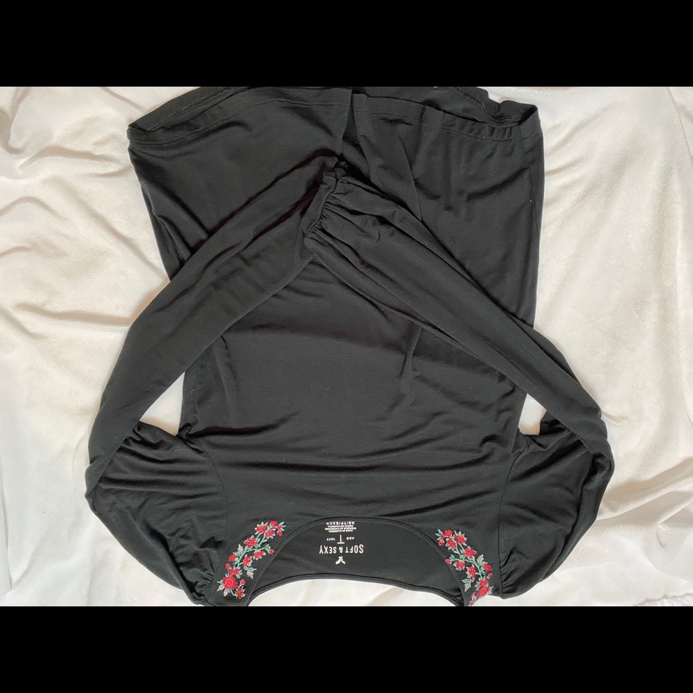 american eagle t-shirt